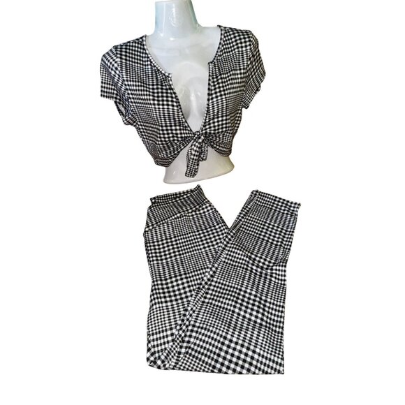 Fashion Nova Black & White Gingham Two-Piece Set Crop Top Pants Large Sexy Cute - Picture 2 of 11